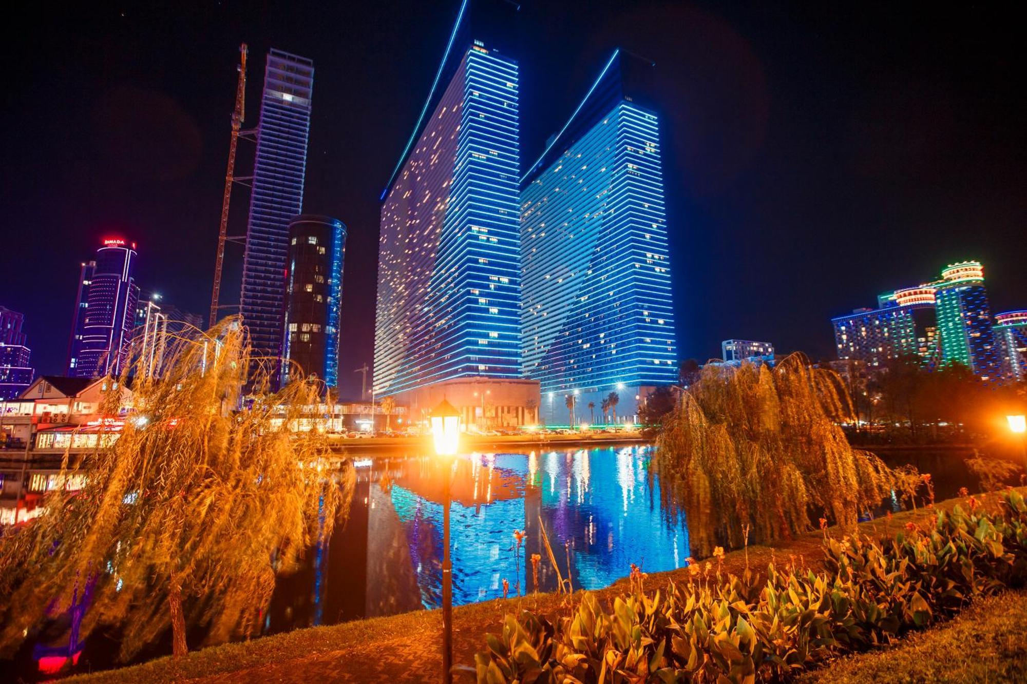 Panorama Batumi Beach Resort Esterno foto