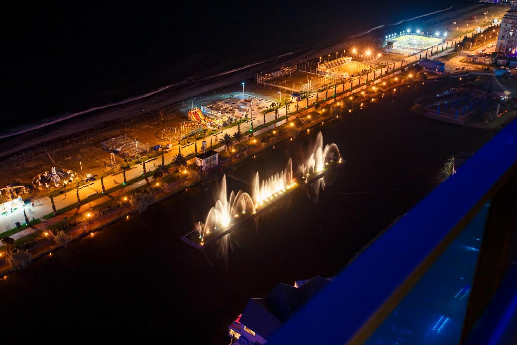 Panorama Batumi Beach Resort Esterno foto