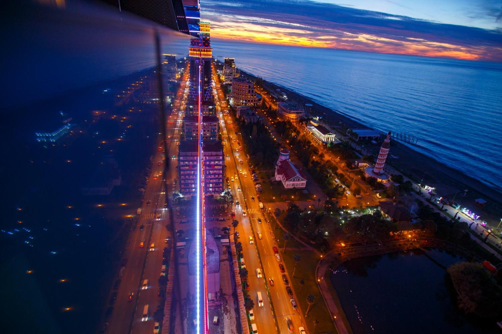 Panorama Batumi Beach Resort Esterno foto